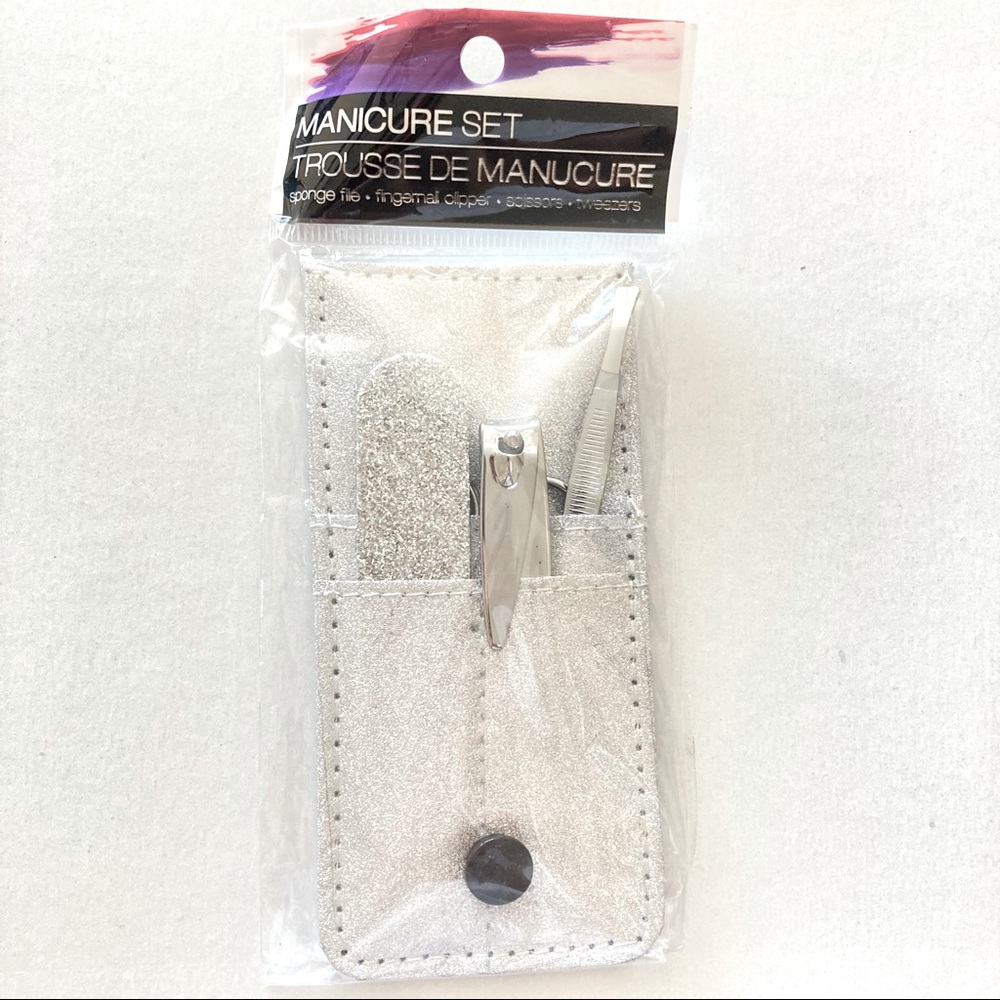 NEW Manicure Tools Set of 4